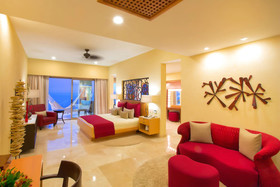 Garza Blanca Residences