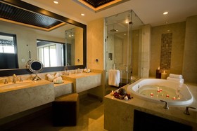 Garza Blanca Residences