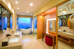Garza Blanca Residences