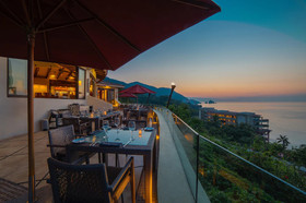 Garza Blanca Residences