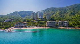 Garza Blanca Residences