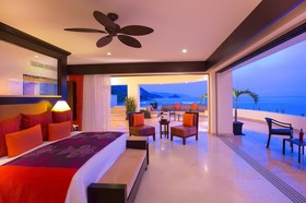 Garza Blanca Residences