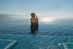 Grand Miramar All Luxury Suites & Residences