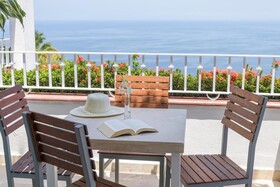 Grand Miramar All Luxury Suites & Residences