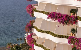 Grand Miramar All Luxury Suites & Residences