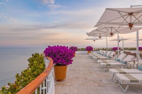 Grand Miramar All Luxury Suites & Residences
