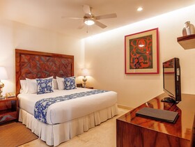 Grand Miramar All Luxury Suites & Residences