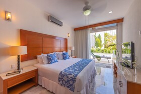 Grand Miramar All Luxury Suites & Residences