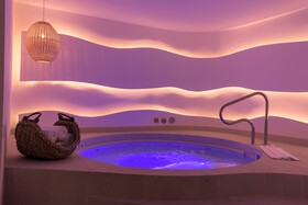 Grand Miramar All Luxury Suites & Residences