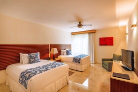 Grand Miramar All Luxury Suites & Residences