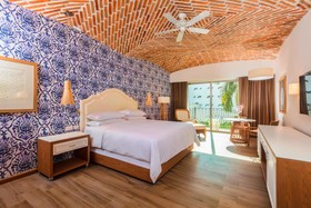 Krystal Grand Puerto Vallarta