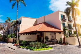 Krystal Grand Puerto Vallarta