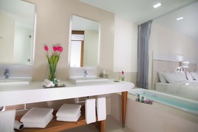 Krystal Grand Puerto Vallarta