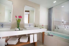 Krystal Grand Puerto Vallarta