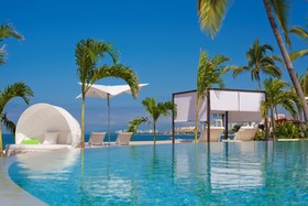 Krystal Grand Puerto Vallarta