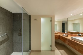Hotel Grand Park Royal Puerto Vallarta