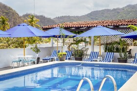 Hotel Pueblito Vallarta