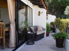 La Terraza Inn
