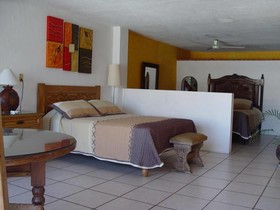 La Terraza Inn