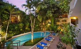 Los Arcos Suites