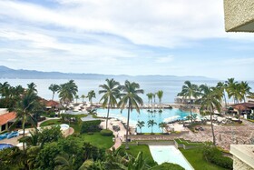 Marriott Puerto Vallarta Resort & Spa