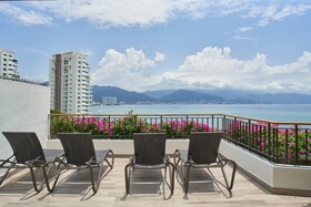 Marriott Puerto Vallarta Resort & Spa
