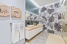Maxwell Collection At Soho