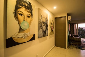Niza Five Luxury Beach Apartments