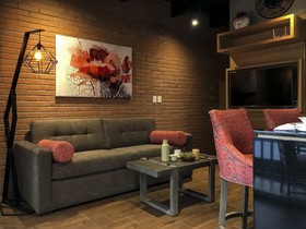 Pinnacle Resorts 179