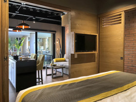 Pinnacle Resorts 179