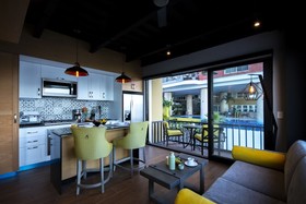 Pinnacle Resorts 179