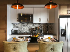 Pinnacle Resorts 179