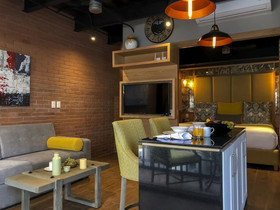 Pinnacle Resorts 179