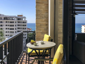 Pinnacle Resorts 179