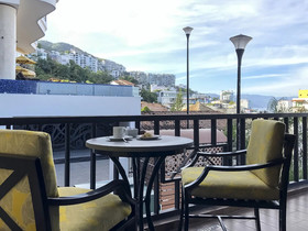 Pinnacle Resorts 179