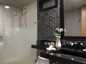 Pinnacle Resorts 179