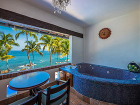 Marboka Hotel & Suites