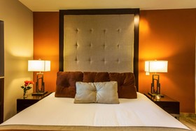 Pinnacle Resorts 220