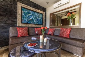 Pinnacle Resorts 220