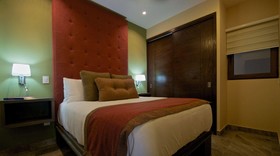 Pinnacle Resorts 220