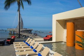 Delfin PV Beach Resort