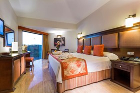 Grand Palladium Vallarta Resort & Spa