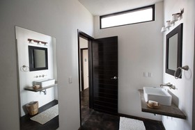 Manta Raya Hotel