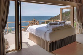 Xeno Hotel Boutique