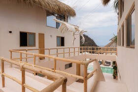 Xeno Hotel Boutique