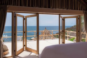 Xeno Hotel Boutique