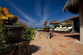 Casa Kestos Estate