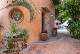 Casita Cocoon 1BR by Casago