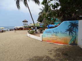 Sayulita Beach House Hotel
