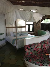 Sayulita Beach House Hotel